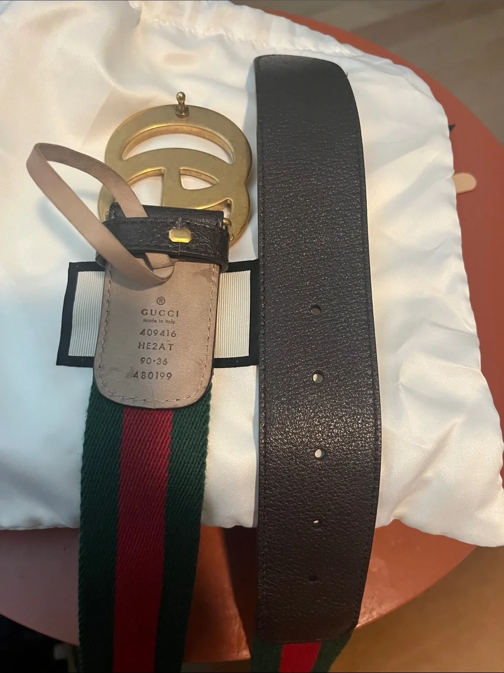 Gucci belt signature